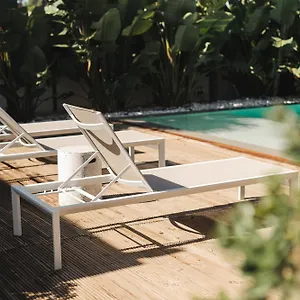 hotel-casa-cuatro-boutique.es-andalucia.com/